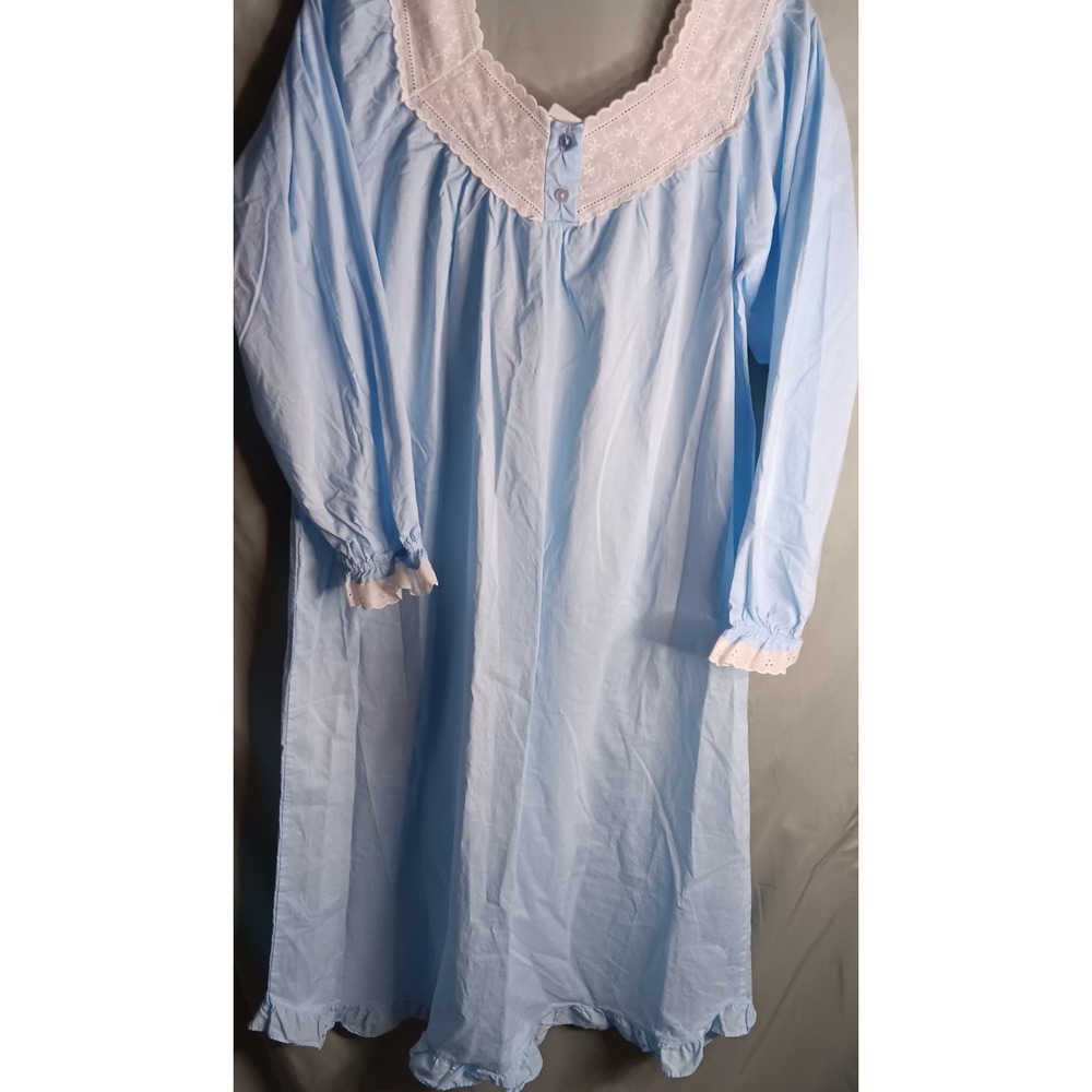 Vtg NWOT Medium cotton Nighgown Blue Lacy Embroidered New Old Stock Cottagecore